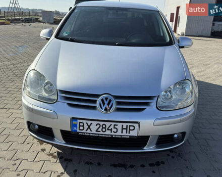 Сірий Фольксваген Гольф, об'ємом двигуна 1.39 л та пробігом 221 тис. км за 4400 $, фото 1 на Automoto.ua