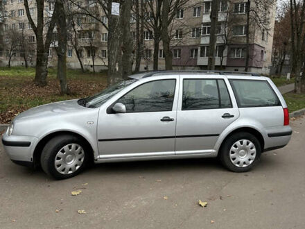 Серый Фольксваген Гольф, объемом двигателя 1.6 л и пробегом 297 тыс. км за 4300 $, фото 1 на Automoto.ua