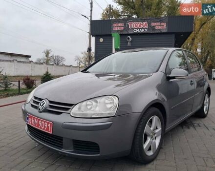 Серый Фольксваген Гольф, объемом двигателя 1.6 л и пробегом 212 тыс. км за 5555 $, фото 1 на Automoto.ua