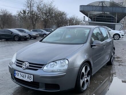 Серый Фольксваген Гольф, объемом двигателя 1.4 л и пробегом 265 тыс. км за 4500 $, фото 1 на Automoto.ua