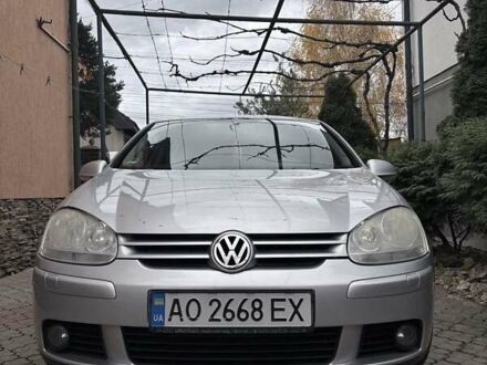 Фольксваген Гольф 2006 в Береговом на Automoto.ua Серый Фольксваген Гольф, объемом двигателя 1.6 л и пробегом 260 тыс. км за 5300 $, фото 1 на Automoto.ua