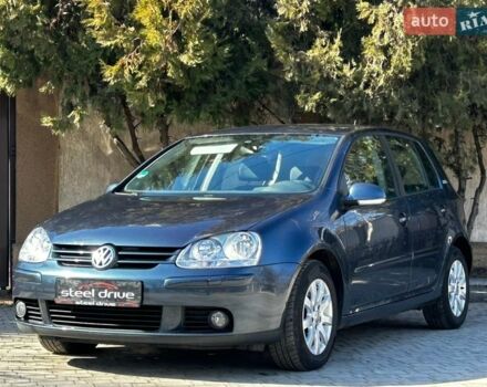 Серый Фольксваген Гольф, объемом двигателя 1.6 л и пробегом 185 тыс. км за 7900 $, фото 1 на Automoto.ua