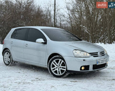 Серый Фольксваген Гольф, объемом двигателя 1.4 л и пробегом 290 тыс. км за 4550 $, фото 1 на Automoto.ua