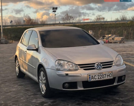 Серый Фольксваген Гольф, объемом двигателя 1.4 л и пробегом 289 тыс. км за 5000 $, фото 1 на Automoto.ua