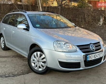 Сірий Фольксваген Гольф, об'ємом двигуна 1.6 л та пробігом 199 тис. км за 5950 $, фото 1 на Automoto.ua