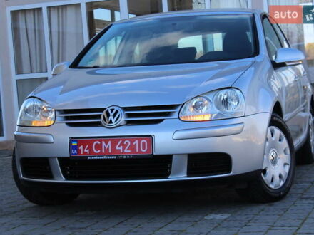 Серый Фольксваген Гольф, объемом двигателя 1.6 л и пробегом 195 тыс. км за 5890 $, фото 1 на Automoto.ua