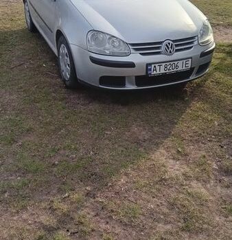 Серый Фольксваген Гольф, объемом двигателя 1.39 л и пробегом 257 тыс. км за 5300 $, фото 1 на Automoto.ua