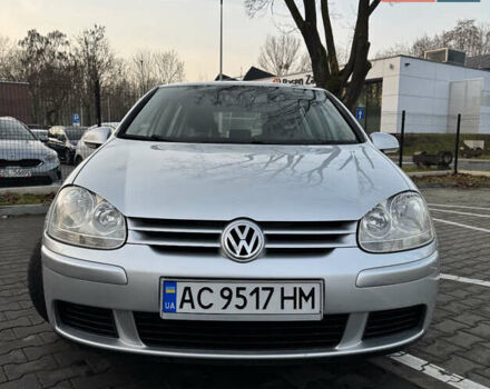 Сірий Фольксваген Гольф, об'ємом двигуна 1.6 л та пробігом 257 тис. км за 5300 $, фото 1 на Automoto.ua