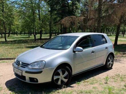Фольксваген Гольф 2007 в Никополе на Automoto.ua Серый Фольксваген Гольф, объемом двигателя 1.6 л и пробегом 188 тыс. км за 6700 $, фото 1 на Automoto.ua
