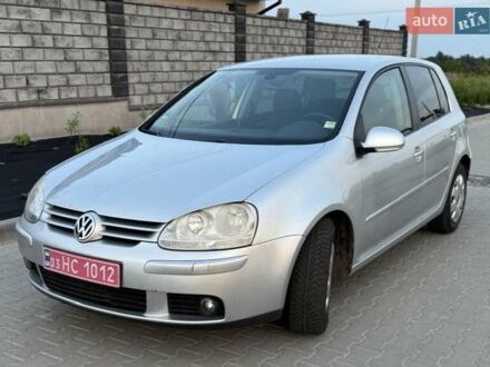 Фольксваген Гольф 2007 в Чернигове на Automoto.ua Серый Фольксваген Гольф, объемом двигателя 1.6 л и пробегом 221 тыс. км за 5800 $, фото 1 на Automoto.ua