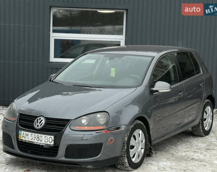 Серый Фольксваген Гольф, объемом двигателя 1.4 л и пробегом 240 тыс. км за 4750 $, фото 1 на Automoto.ua