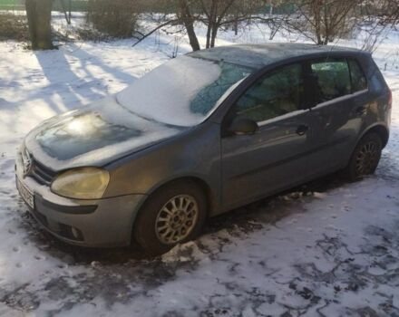 Серый Фольксваген Гольф, объемом двигателя 1.6 л и пробегом 200 тыс. км за 3500 $, фото 1 на Automoto.ua