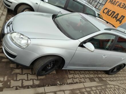 Сірий Фольксваген Гольф, об'ємом двигуна 1.6 л та пробігом 251 тис. км за 6000 $, фото 1 на Automoto.ua