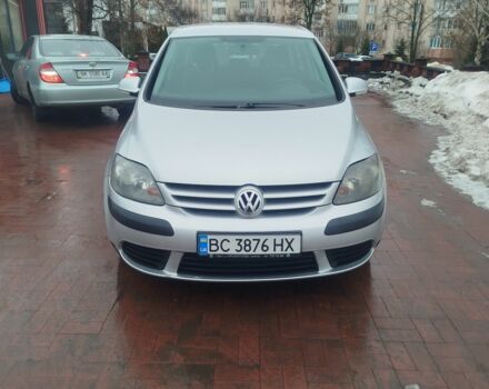 Серый Фольксваген Гольф, объемом двигателя 1.6 л и пробегом 260 тыс. км за 4800 $, фото 1 на Automoto.ua