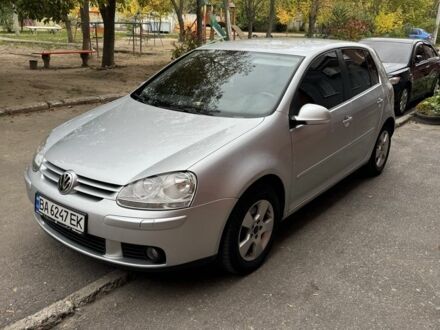 Фольксваген Гольф 2007 в Александрие на Automoto.ua Серый Фольксваген Гольф, объемом двигателя 1.4 л и пробегом 199 тыс. км за 4900 $, фото 1 на Automoto.ua