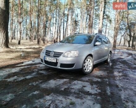 Серый Фольксваген Гольф, объемом двигателя 1.6 л и пробегом 242 тыс. км за 5150 $, фото 1 на Automoto.ua