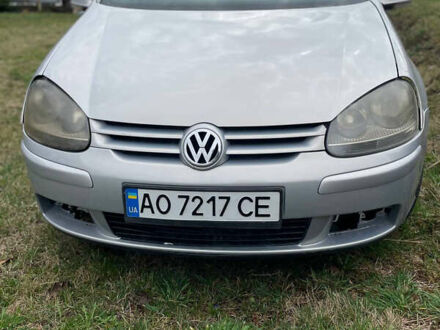 Серый Фольксваген Гольф, объемом двигателя 1.6 л и пробегом 228 тыс. км за 4200 $, фото 1 на Automoto.ua