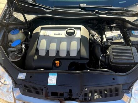 Фольксваген Гольф 2007 в Захарьевка (Фрунзовка) на Automoto.ua Серый Фольксваген Гольф, объемом двигателя 2 л и пробегом 300 тыс. км за 6100 $, фото 1 на Automoto.ua