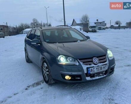 Серый Фольксваген Гольф, объемом двигателя 1.39 л и пробегом 261 тыс. км за 4950 $, фото 1 на Automoto.ua