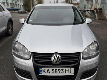 Серый Фольксваген Гольф, объемом двигателя 1.9 л и пробегом 298 тыс. км за 5600 $, фото 1 на Automoto.ua