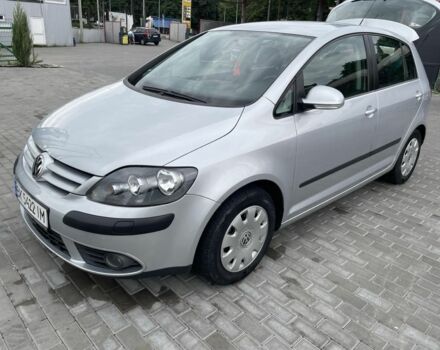 Сірий Фольксваген Гольф, об'ємом двигуна 1.6 л та пробігом 240 тис. км за 6100 $, фото 1 на Automoto.ua