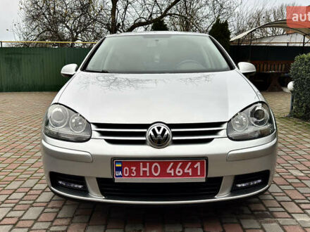 Серый Фольксваген Гольф, объемом двигателя 1.6 л и пробегом 178 тыс. км за 6556 $, фото 1 на Automoto.ua