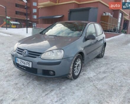 Серый Фольксваген Гольф, объемом двигателя 1.6 л и пробегом 292 тыс. км за 4750 $, фото 1 на Automoto.ua