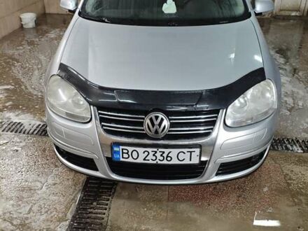 Серый Фольксваген Гольф, объемом двигателя 1.39 л и пробегом 257 тыс. км за 5500 $, фото 1 на Automoto.ua