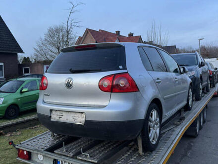 Сірий Фольксваген Гольф, об'ємом двигуна 1.6 л та пробігом 200 тис. км за 5299 $, фото 1 на Automoto.ua