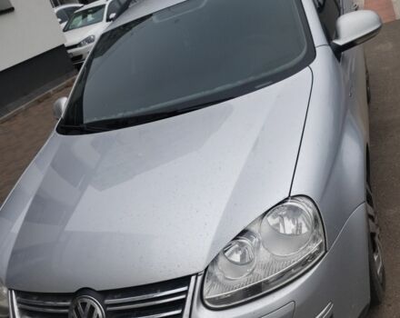 Серый Фольксваген Гольф, объемом двигателя 1.6 л и пробегом 280 тыс. км за 6500 $, фото 1 на Automoto.ua