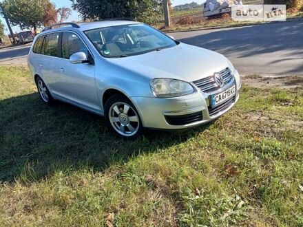 Фольксваген Гольф 2008 у Черкасах на Automoto.ua Сірий Фольксваген Гольф, об'ємом двигуна 1.39 л та пробігом 214 тис. км за 5850 $, фото 1 на Automoto.ua