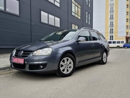 Серый Фольксваген Гольф, объемом двигателя 0 л и пробегом 217 тыс. км за 7500 $, фото 1 на Automoto.ua