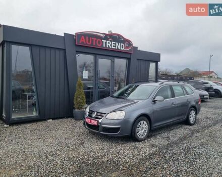 Серый Фольксваген Гольф, объемом двигателя 1.4 л и пробегом 226 тыс. км за 5500 $, фото 1 на Automoto.ua