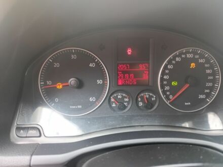 Фольксваген Гольф 2008 в Черкассах на Automoto.ua Серый Фольксваген Гольф, объемом двигателя 0 л и пробегом 291 тыс. км за 7500 $, фото 1 на Automoto.ua