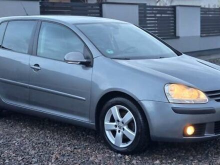 Серый Фольксваген Гольф, объемом двигателя 1.6 л и пробегом 256 тыс. км за 5799 $, фото 1 на Automoto.ua