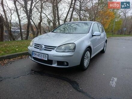 Серый Фольксваген Гольф, объемом двигателя 1.6 л и пробегом 280 тыс. км за 6500 $, фото 1 на Automoto.ua