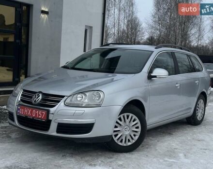 Серый Фольксваген Гольф, объемом двигателя 1.6 л и пробегом 257 тыс. км за 5300 $, фото 1 на Automoto.ua