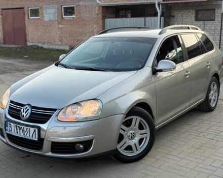Серый Фольксваген Гольф, объемом двигателя 0 л и пробегом 234 тыс. км за 3599 $, фото 1 на Automoto.ua
