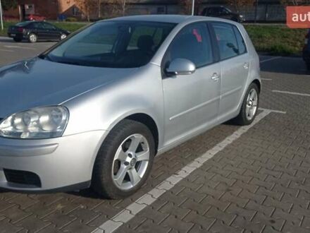 Сірий Фольксваген Гольф, об'ємом двигуна 1.6 л та пробігом 281 тис. км за 6250 $, фото 1 на Automoto.ua