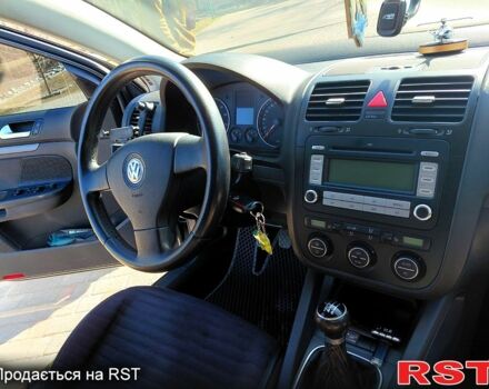 Серый Фольксваген Гольф, объемом двигателя 1.4 л и пробегом 322 тыс. км за 5500 $, фото 1 на Automoto.ua