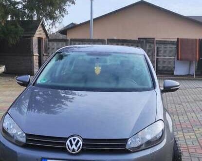 Фольксваген Гольф 2008 у Хмельницькому на Automoto.ua Сірий Фольксваген Гольф, об'ємом двигуна 1.6 л та пробігом 256 тис. км за 7200 $, фото 1 на Automoto.ua