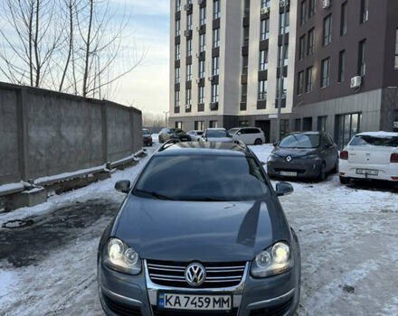 Серый Фольксваген Гольф, объемом двигателя 1.6 л и пробегом 340 тыс. км за 5499 $, фото 1 на Automoto.ua