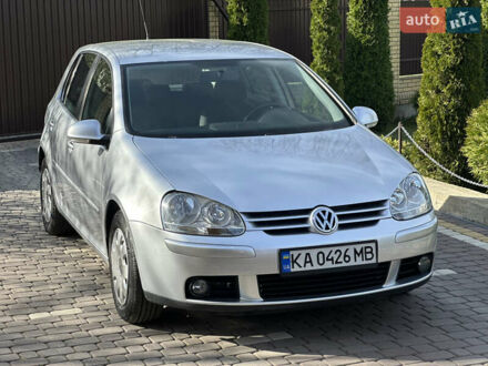 Фольксваген Гольф 2008 у Косове на Automoto.ua Сірий Фольксваген Гольф, об'ємом двигуна 1.4 л та пробігом 224 тис. км за 5450 $, фото 1 на Automoto.ua