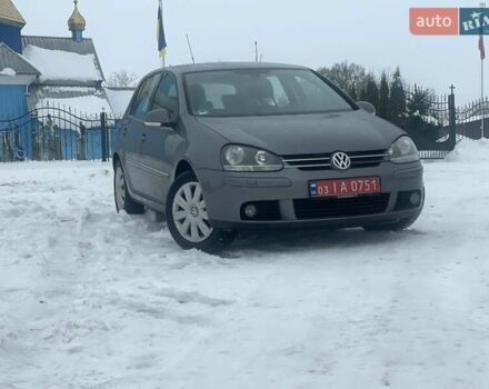 Серый Фольксваген Гольф, объемом двигателя 1.6 л и пробегом 209 тыс. км за 5950 $, фото 1 на Automoto.ua