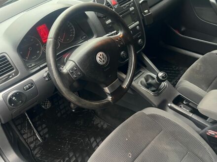 Серый Фольксваген Гольф, объемом двигателя 1.9 л и пробегом 260 тыс. км за 6500 $, фото 1 на Automoto.ua