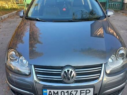 Серый Фольксваген Гольф, объемом двигателя 1.39 л и пробегом 260 тыс. км за 7000 $, фото 1 на Automoto.ua