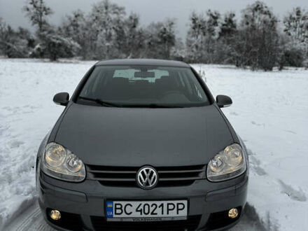 Серый Фольксваген Гольф, объемом двигателя 1.6 л и пробегом 247 тыс. км за 5550 $, фото 1 на Automoto.ua