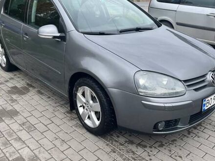 Фольксваген Гольф 2008 в Тернополе на Automoto.ua Серый Фольксваген Гольф, объемом двигателя 1.4 л и пробегом 325 тыс. км за 5000 $, фото 1 на Automoto.ua