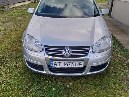 Серый Фольксваген Гольф, объемом двигателя 1.6 л и пробегом 255 тыс. км за 6000 $, фото 1 на Automoto.ua