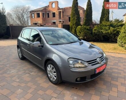 Серый Фольксваген Гольф, объемом двигателя 1.6 л и пробегом 245 тыс. км за 6750 $, фото 1 на Automoto.ua